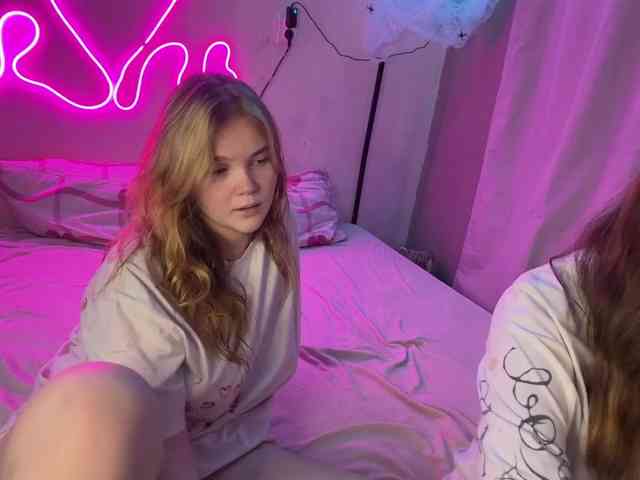 PinkyBabies Live Webcam on BongaCams