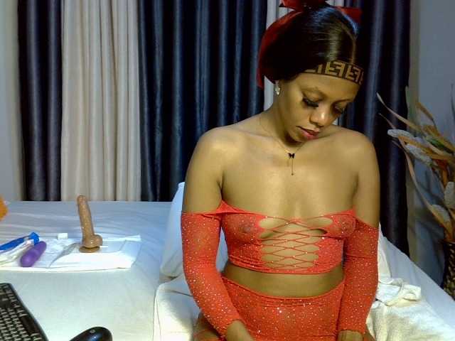 Prettyglam1 live cam preview