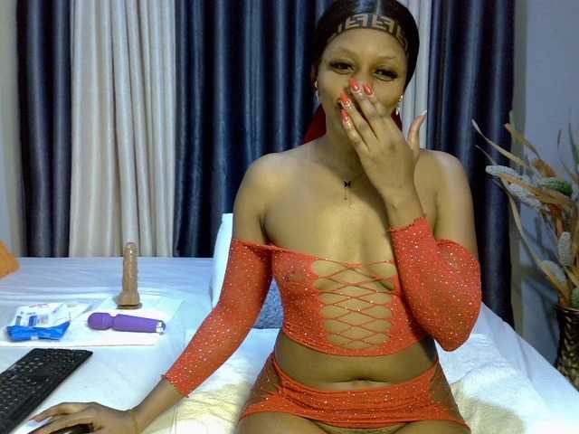 Prettyglam1 live cam preview