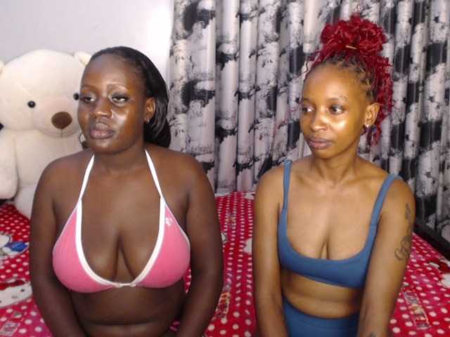 XOXONicki live cam on BongaCams