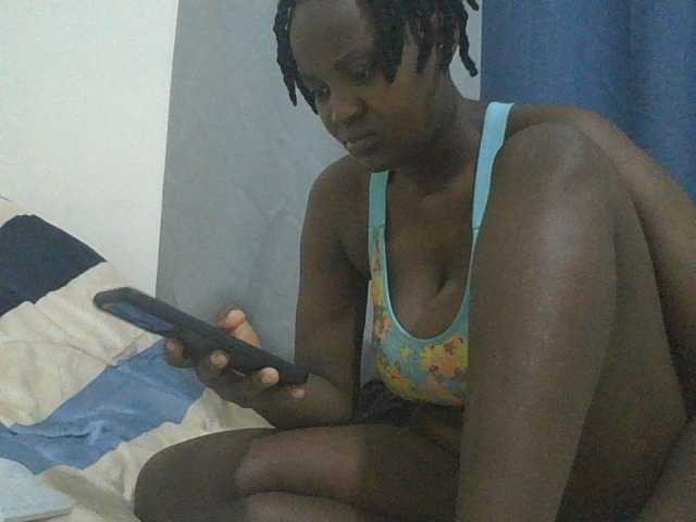 SweetOmma live cam on BongaCams