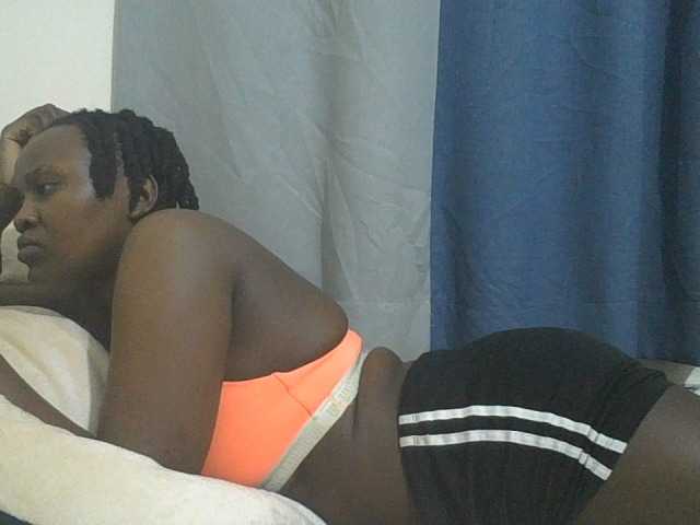 SweetOmma live cam on BongaCams