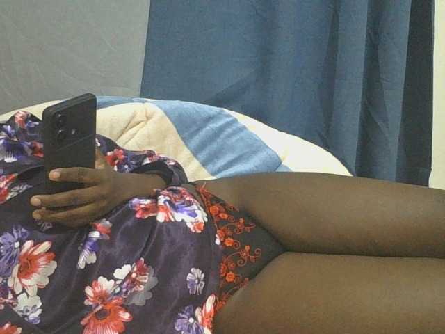 SweetOmma live cam preview