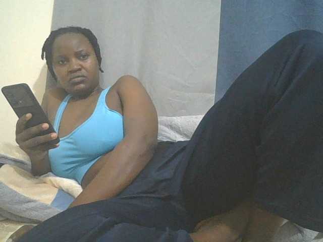 SweetOmma live cam on BongaCams