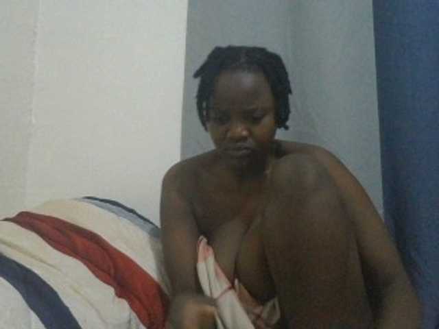 SweetOmma, en vivo ahora en BongaCams
