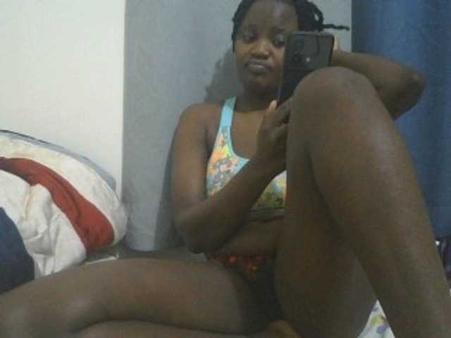 SweetOmma live cam on BongaCams