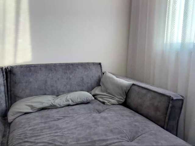 teenmia live cam on BongaCams