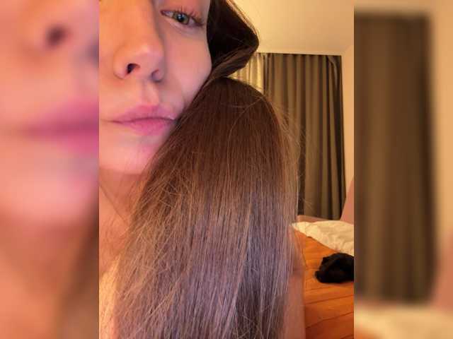 Vesperia live cam on BongaCams