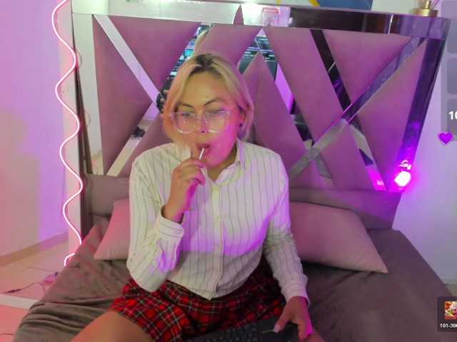 LAINEY-TAY live cam on BongaCams