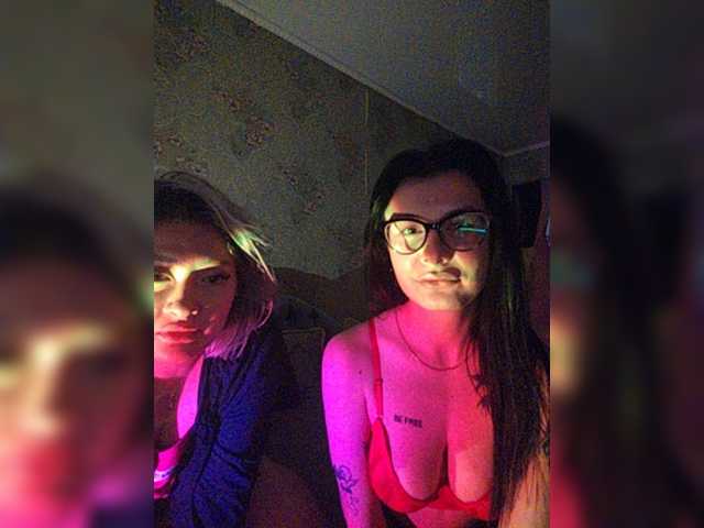 sheronaa live cam on BongaCams
