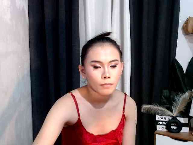 UrLovely-Angela