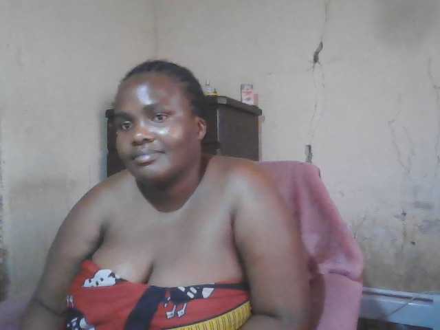 Sexybigboobz