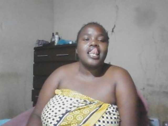 Sexybigboobz