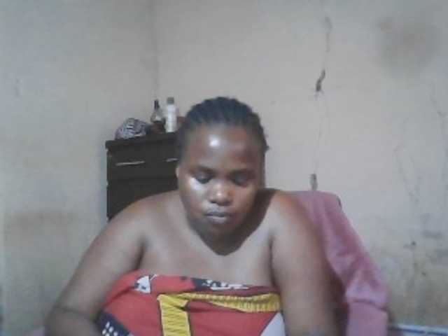 Sexybigboobz
