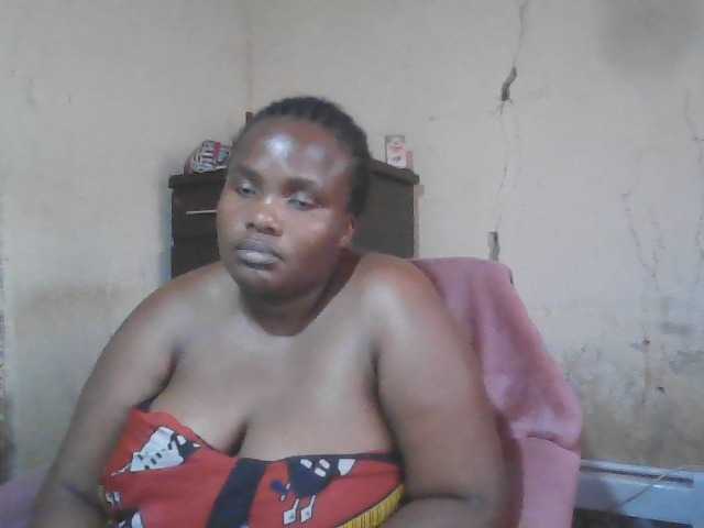 Sexybigboobz