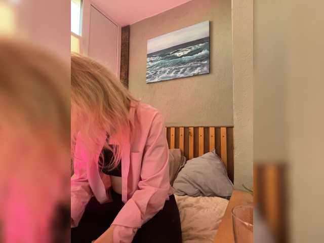 another77a live cam on BongaCams