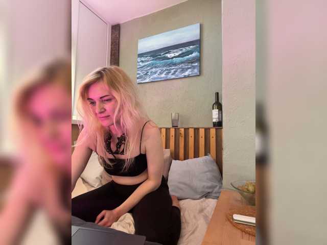 another77a live cam on BongaCams