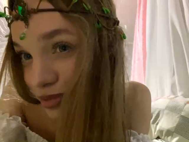 Evelnova, live now on BongaCams