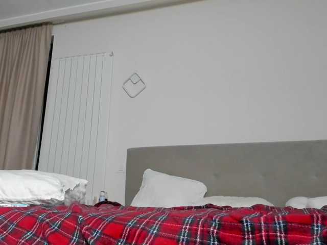 NataliaViper live cam preview