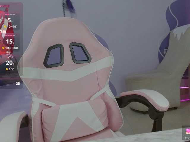 MaddycurvyScarletmh live cam preview