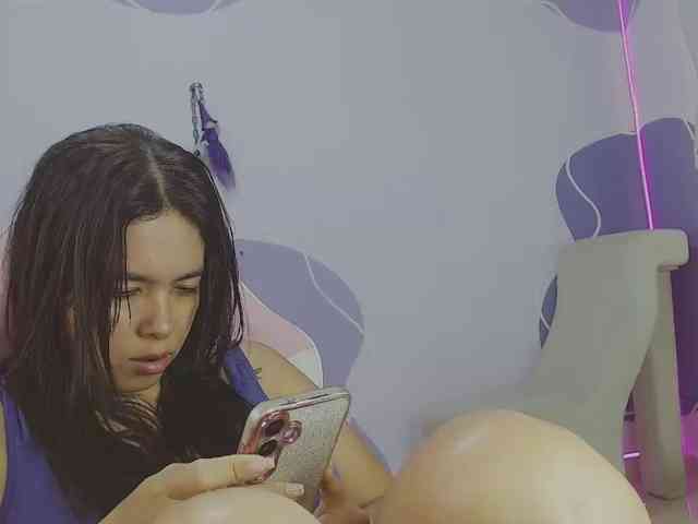 MaddycurvyScarletmh MaddycurvyScarletmh