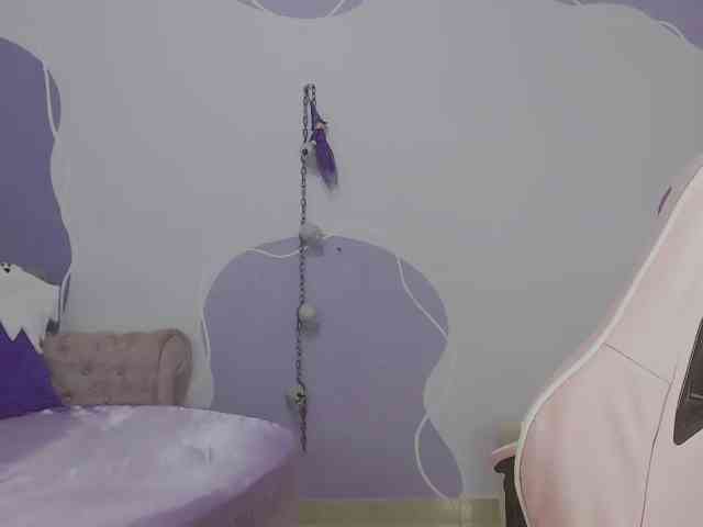 MaddycurvyScarletmh MaddycurvyScarletmh