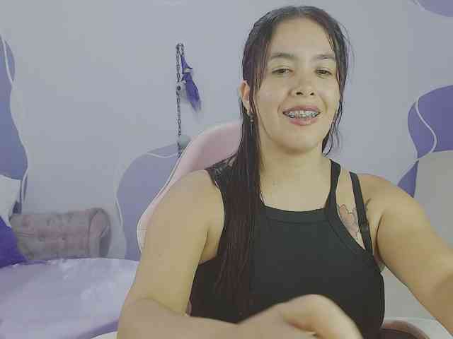 MaddycurvyScarletmh