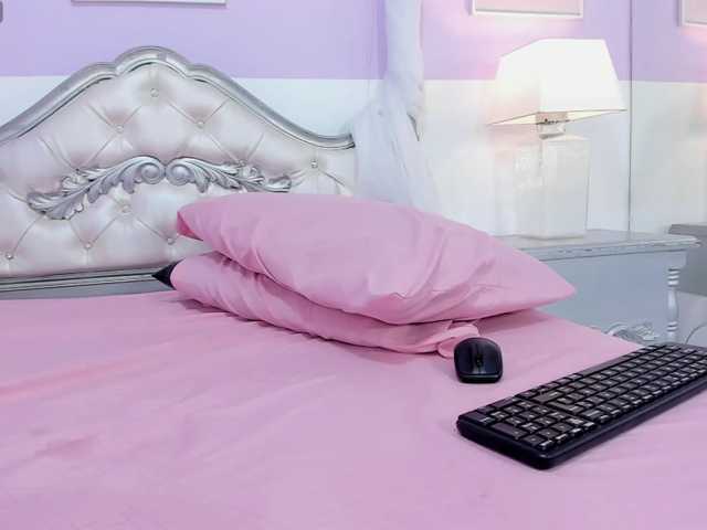 KarlaRossel live cam on BongaCams