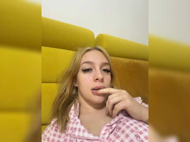 Bhihter69, live now on BongaCams