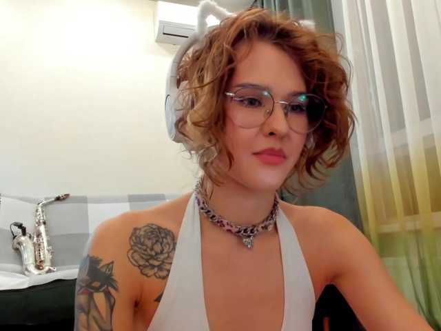 CarlHigson live cam on BongaCams