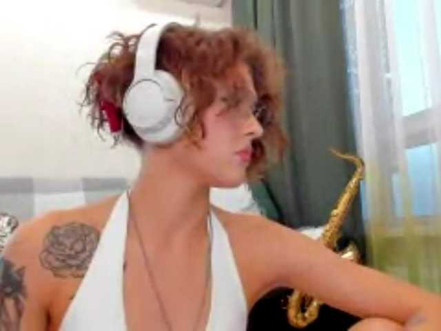 CarlHigson live cam on BongaCams