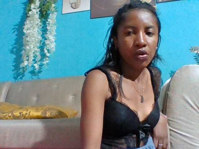 Nanciah, live now on BongaCams
