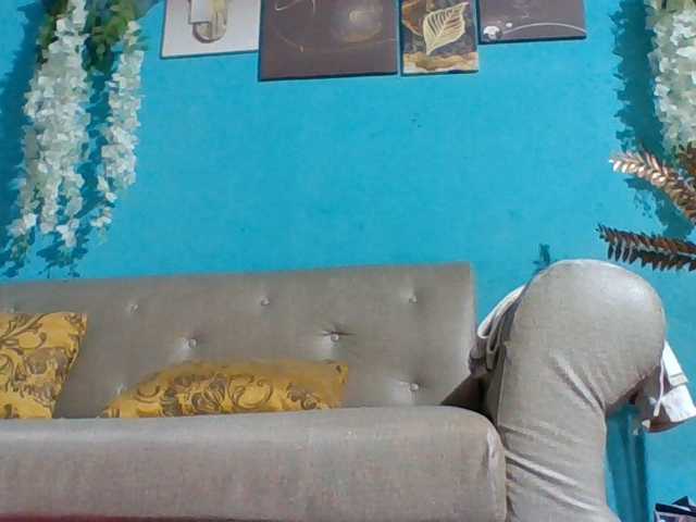 Nanciah live cam on BongaCams