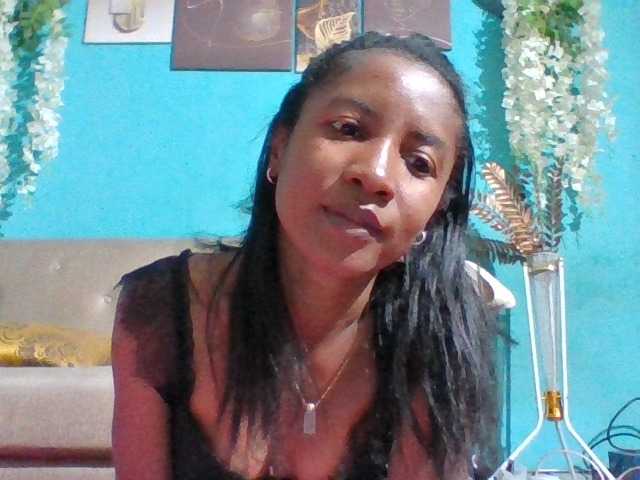Nanciah, live now on BongaCams