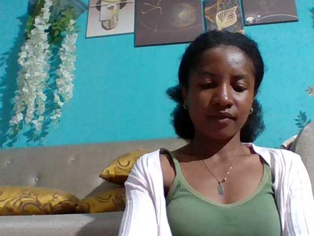 Nanciah live cam on BongaCams