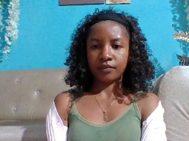 Nanciah live cam on BongaCams