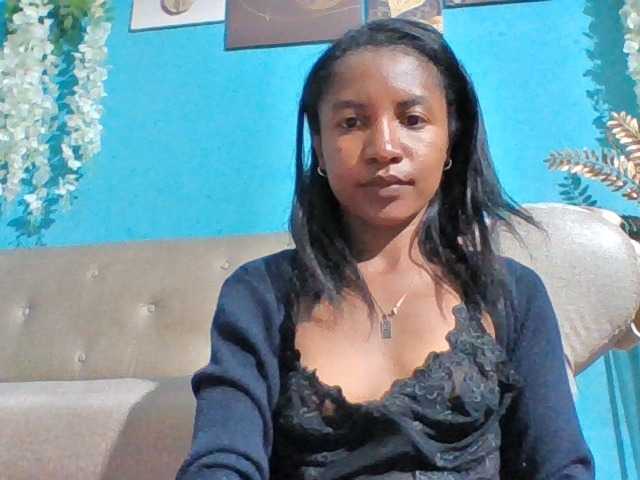 Nanciah, en vivo ahora en BongaCams