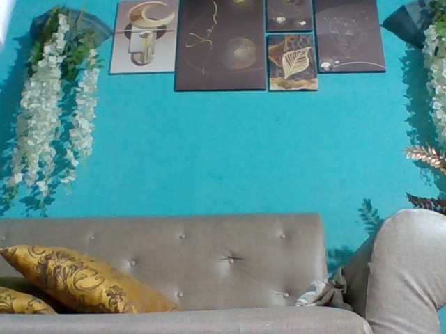 Nanciah live cam on BongaCams
