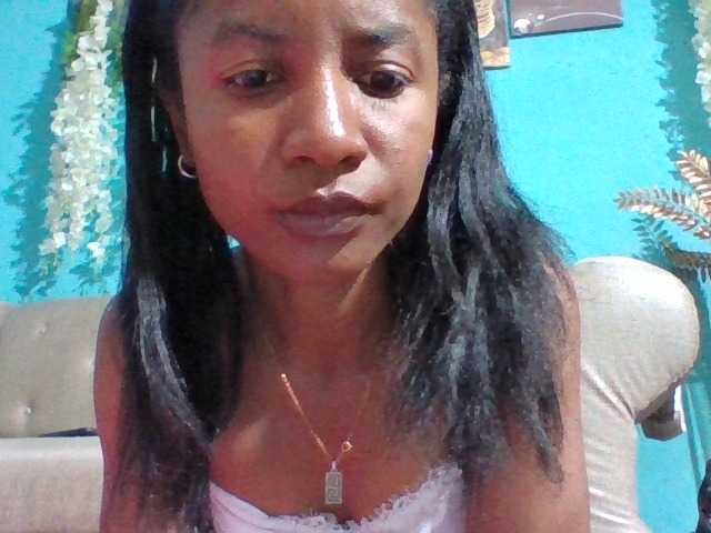 Nanciah live cam preview