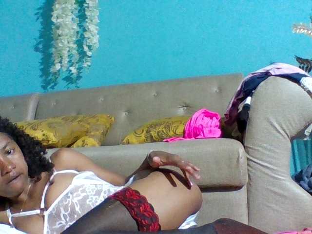 Nanciah live cam on BongaCams