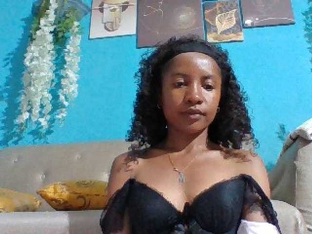 Nanciah in webcam