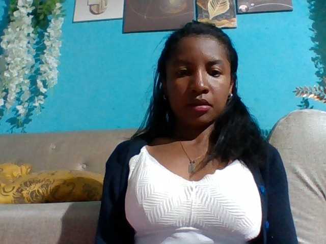 Nanciah live cam on BongaCams