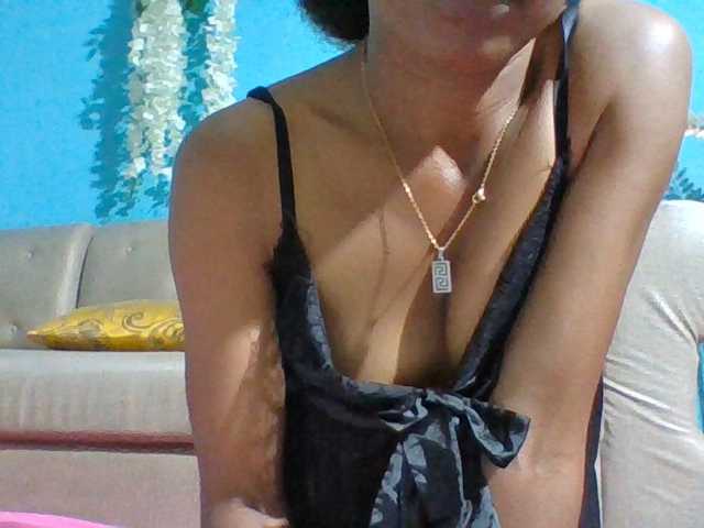 Nanciah live cam on BongaCams