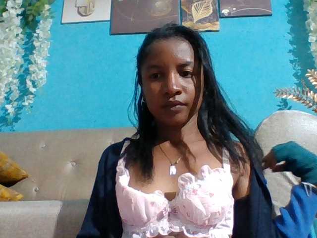 Nanciah live cam on BongaCams