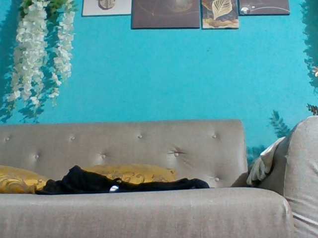 Nanciah live cam on BongaCams