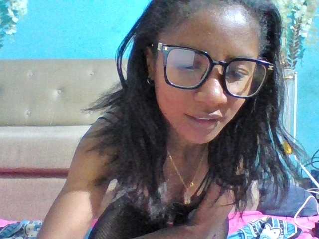 Nanciah, en vivo ahora en BongaCams