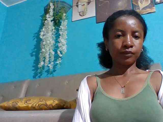 Modèle: Nanciah