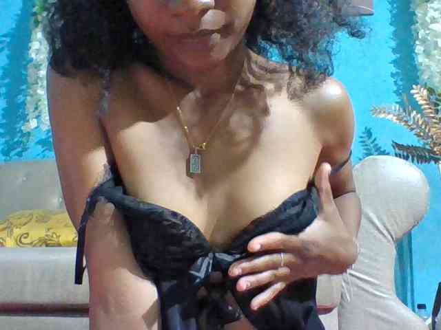 Modèle: Nanciah
