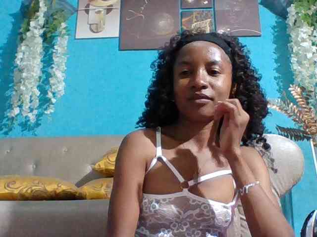Modèle: Nanciah