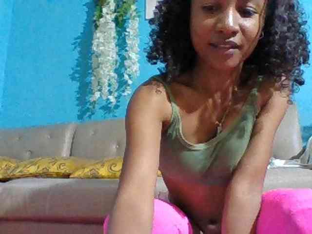 Modèle: Nanciah
